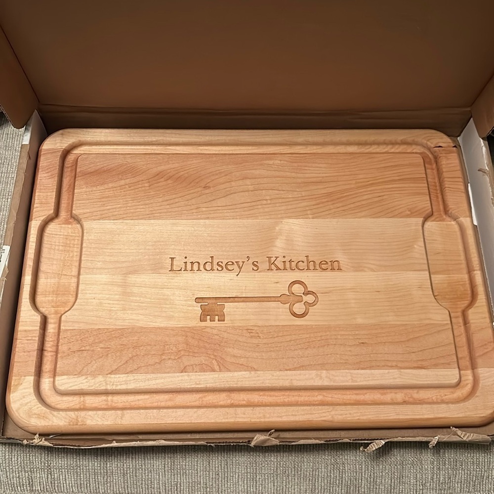 Personalization Mail Hardwood Cutting Board, Lindsey’s Kitchen 12”x17”